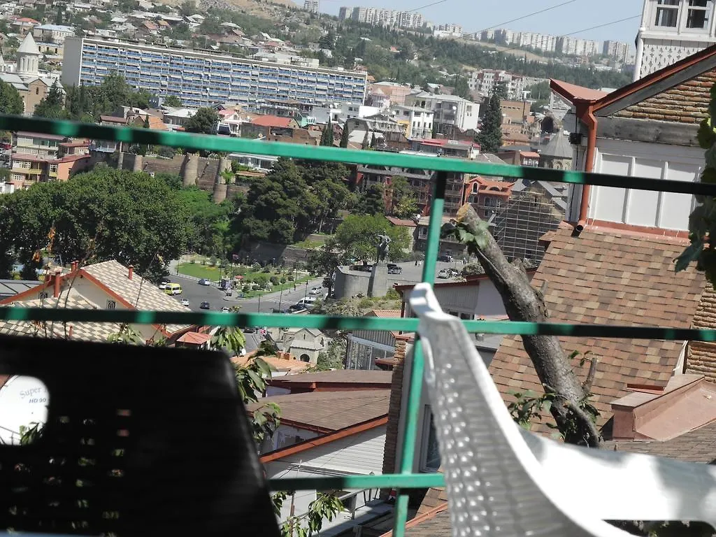 Lägenhet Cherdachok Tbilisi